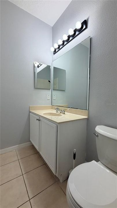 En Venta: $529,990 (5 camas, 3 baños, 3586 Pies cuadrados)