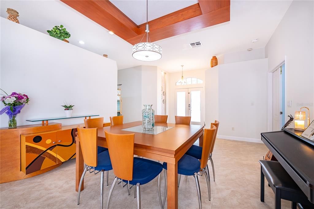 For Sale: $565,000 (4 beds, 2 baths, 2378 Square Feet)
