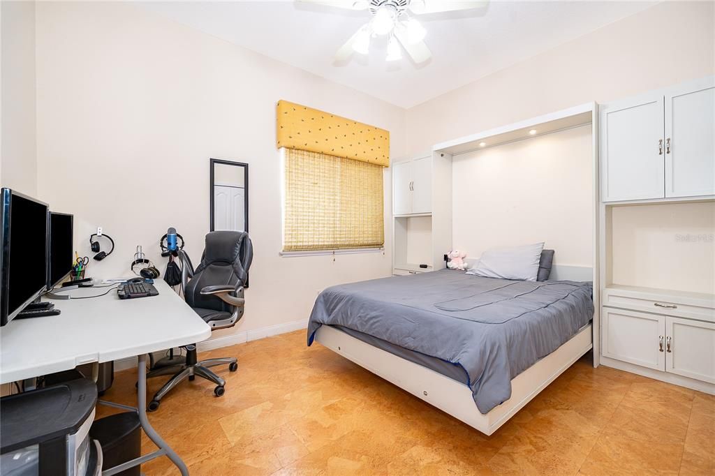 For Sale: $565,000 (4 beds, 2 baths, 2378 Square Feet)