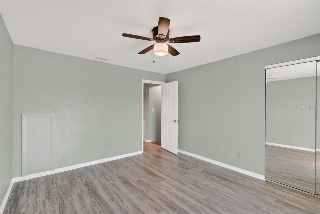 For Sale: $229,000 (2 beds, 2 baths, 1184 Square Feet)
