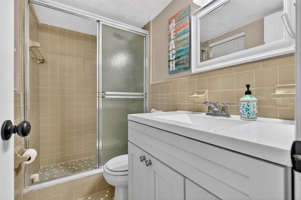 For Sale: $229,000 (2 beds, 2 baths, 1184 Square Feet)