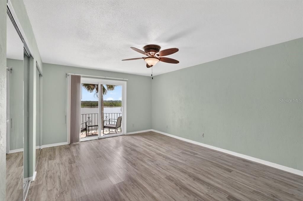For Sale: $229,000 (2 beds, 2 baths, 1184 Square Feet)