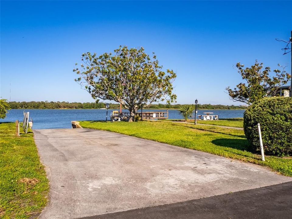 For Sale: $115,000 (1 beds, 1 baths, 700 Square Feet)