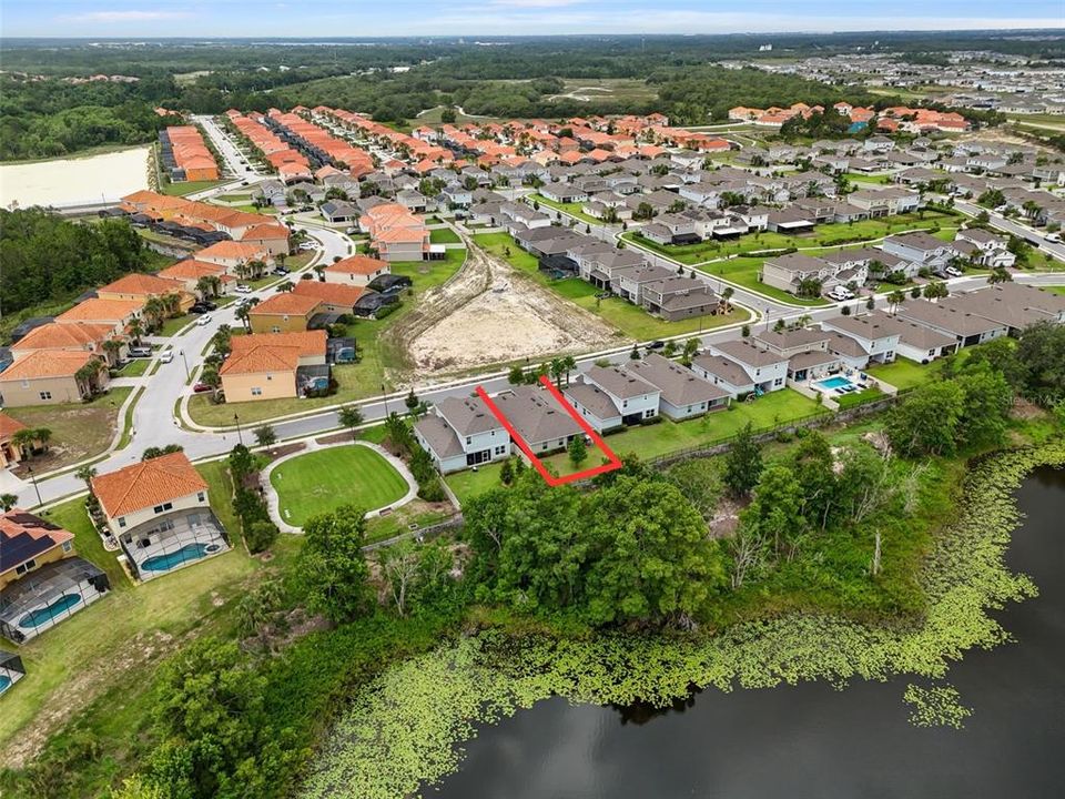 На продажу: $425,000 (4 спален, 2 ванн, 1983 Квадратных фут)