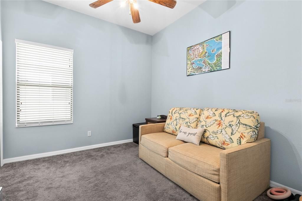 En Venta: $399,000 (6 camas, 4 baños, 2901 Pies cuadrados)