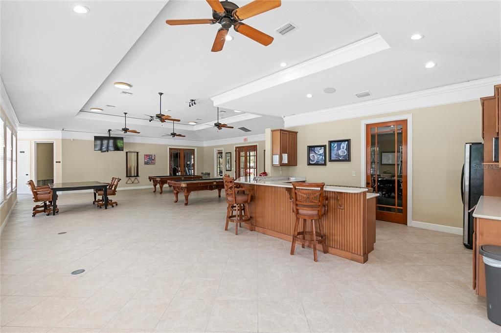 En Venta: $399,000 (6 camas, 4 baños, 2901 Pies cuadrados)
