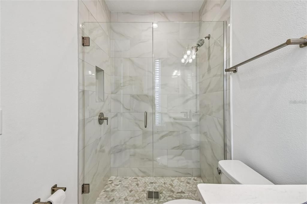 For Rent: $3,500 (4 beds, 3 baths, 2059 Square Feet)