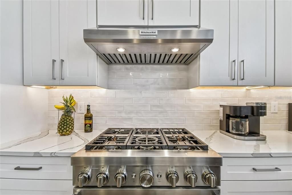 For Rent: $3,500 (4 beds, 3 baths, 2059 Square Feet)