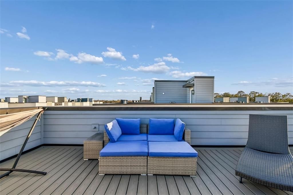 For Rent: $3,500 (4 beds, 3 baths, 2059 Square Feet)
