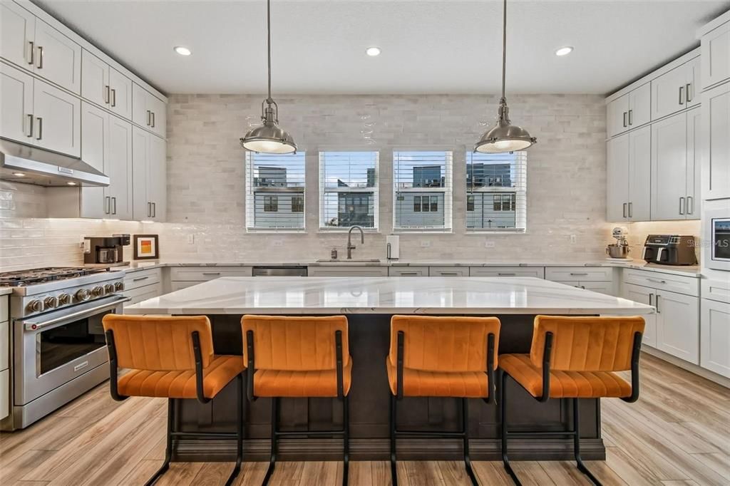 For Rent: $3,500 (4 beds, 3 baths, 2059 Square Feet)
