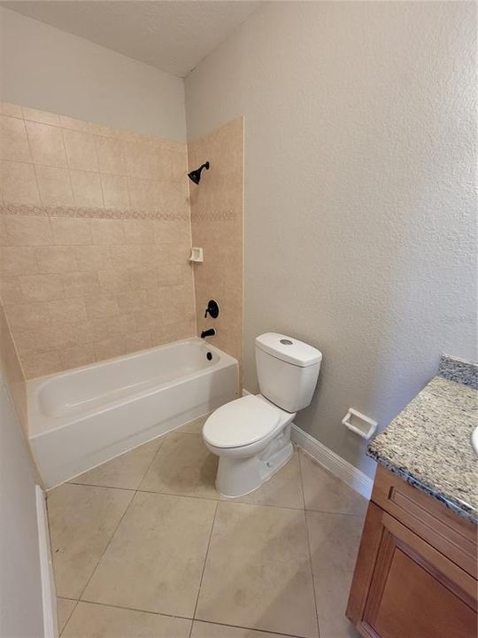 En Venta: $189,900 (2 camas, 2 baños, 1373 Pies cuadrados)