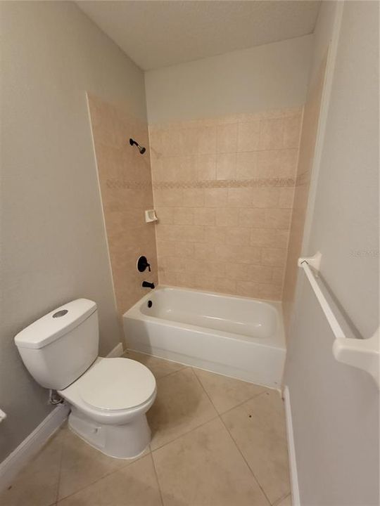 En Venta: $189,900 (2 camas, 2 baños, 1373 Pies cuadrados)