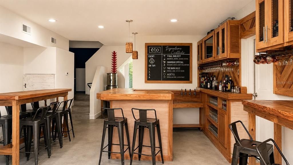 En Venta: $990,000 (0 camas, 0 baños, 1962 Pies cuadrados)