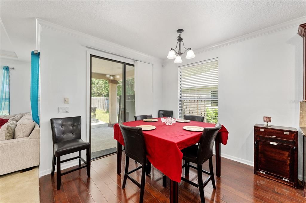 En Venta: $465,000 (4 camas, 3 baños, 2676 Pies cuadrados)