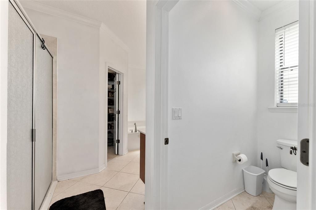 En Venta: $465,000 (4 camas, 3 baños, 2676 Pies cuadrados)