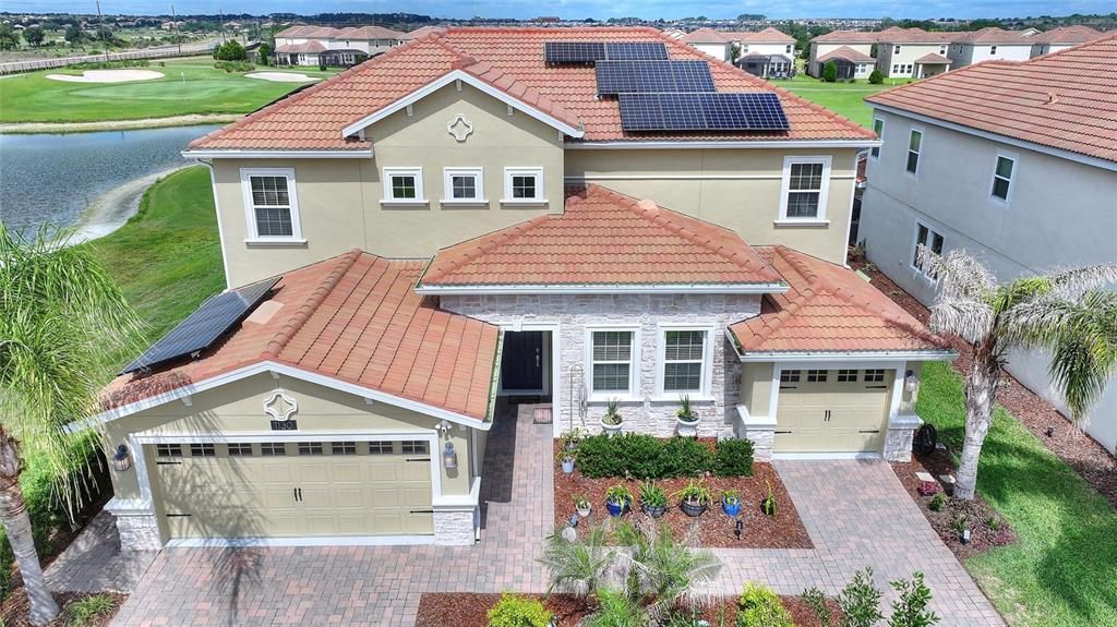 For Sale: $849,000 (6 beds, 4 baths, 3833 Square Feet)
