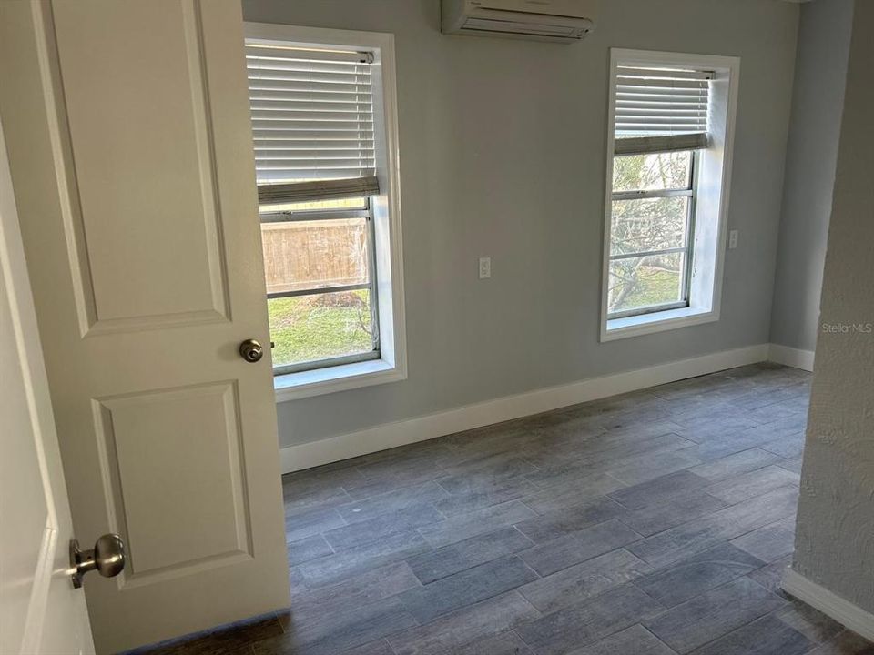 For Rent: $2,195 (2 beds, 1 baths, 768 Square Feet)