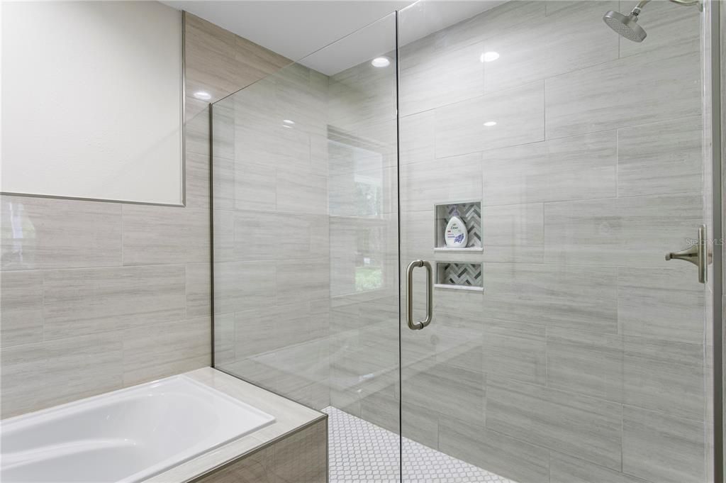 For Sale: $1,850,000 (4 beds, 4 baths, 4141 Square Feet)