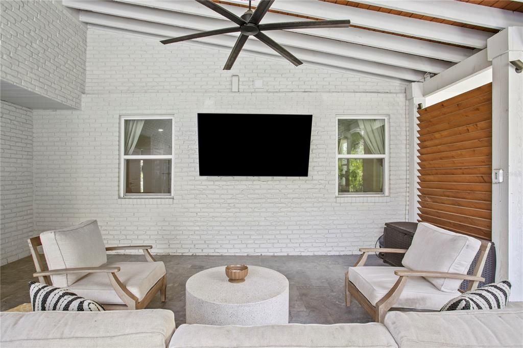 For Sale: $1,850,000 (4 beds, 4 baths, 4141 Square Feet)