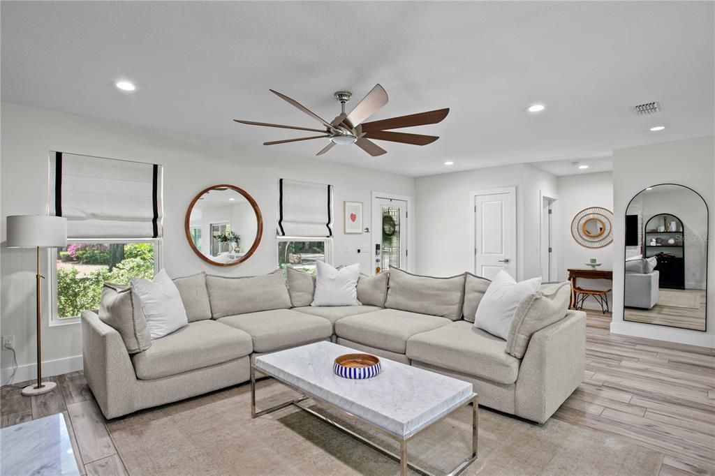For Sale: $1,850,000 (4 beds, 4 baths, 4141 Square Feet)
