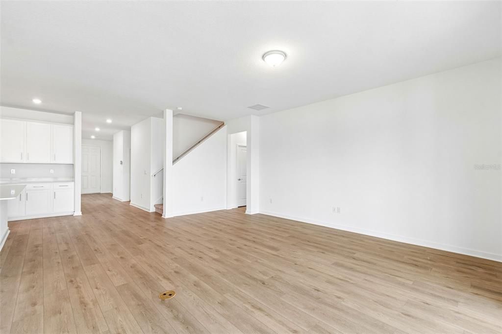 For Rent: $3,600 (4 beds, 3 baths, 2894 Square Feet)