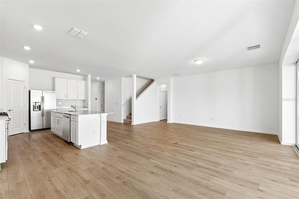 For Rent: $3,600 (4 beds, 3 baths, 2894 Square Feet)
