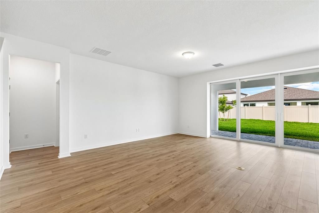 For Rent: $3,600 (4 beds, 3 baths, 2894 Square Feet)