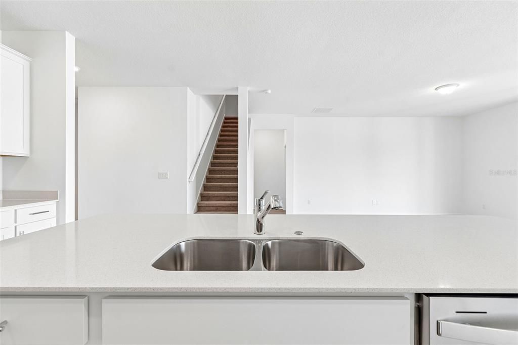 For Rent: $3,600 (4 beds, 3 baths, 2894 Square Feet)