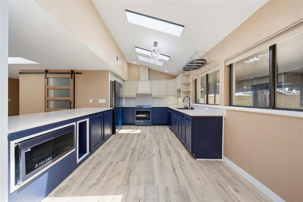 For Sale: $355,000 (3 beds, 2 baths, 2056 Square Feet)