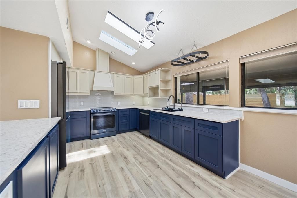 For Sale: $355,000 (3 beds, 2 baths, 2056 Square Feet)