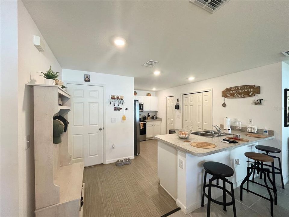 Activo con contrato: $239,000 (3 camas, 2 baños, 1286 Pies cuadrados)