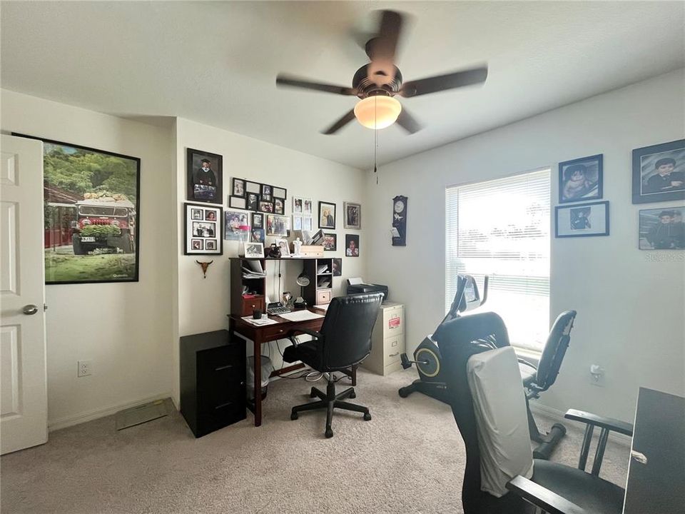 Activo con contrato: $239,000 (3 camas, 2 baños, 1286 Pies cuadrados)
