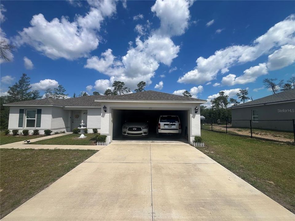 Activo con contrato: $239,000 (3 camas, 2 baños, 1286 Pies cuadrados)