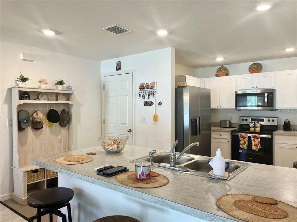 Activo con contrato: $239,000 (3 camas, 2 baños, 1286 Pies cuadrados)