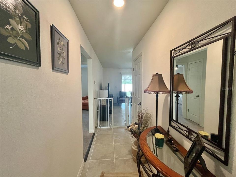 Activo con contrato: $239,000 (3 camas, 2 baños, 1286 Pies cuadrados)