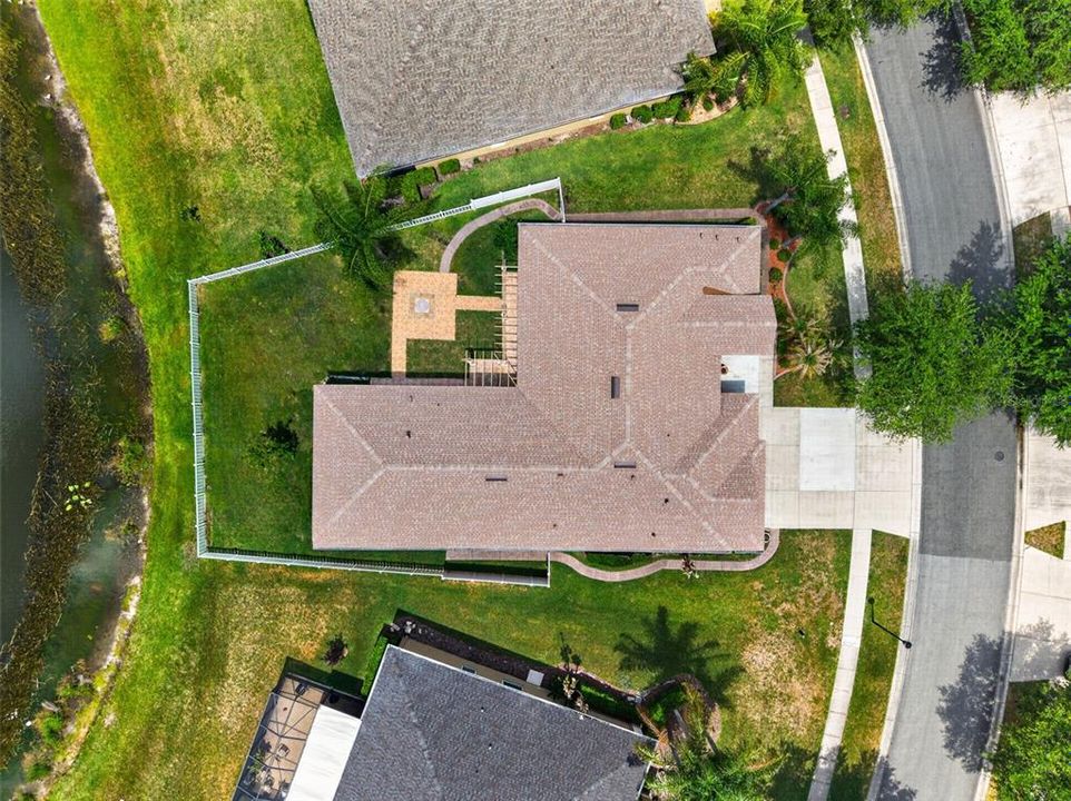 Activo con contrato: $515,000 (4 camas, 3 baños, 2855 Pies cuadrados)