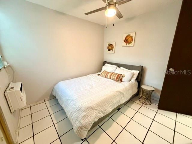 For Sale: $433,000 (3 beds, 2 baths, 1040 Square Feet)