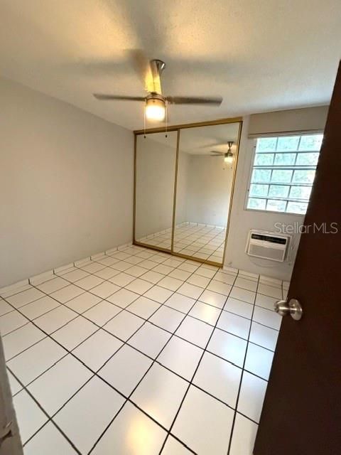 For Sale: $433,000 (3 beds, 2 baths, 1040 Square Feet)