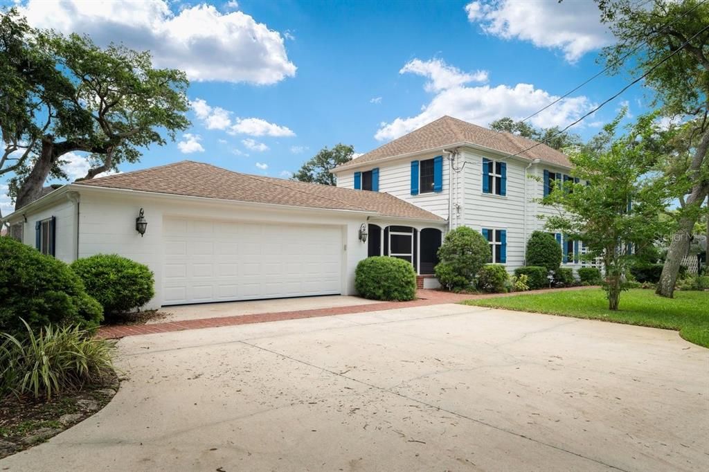 En Venta: $1,399,000 (5 camas, 4 baños, 4948 Pies cuadrados)