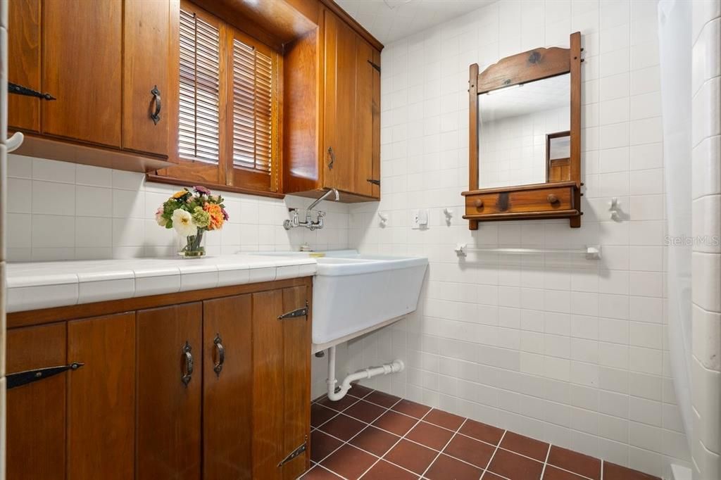 En Venta: $1,399,000 (5 camas, 4 baños, 4948 Pies cuadrados)