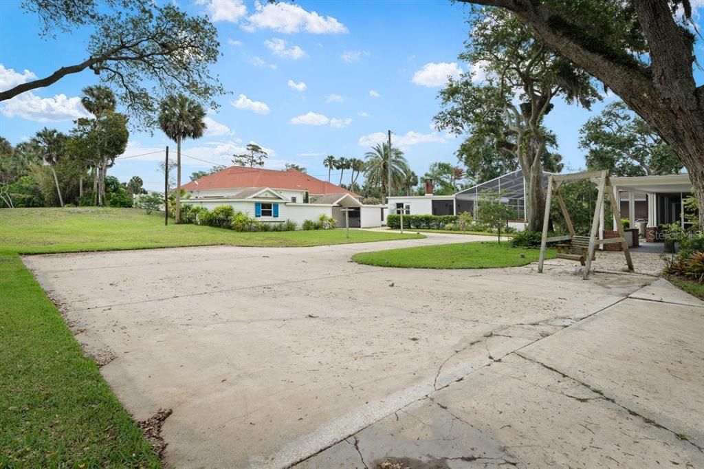 En Venta: $1,399,000 (5 camas, 4 baños, 4948 Pies cuadrados)