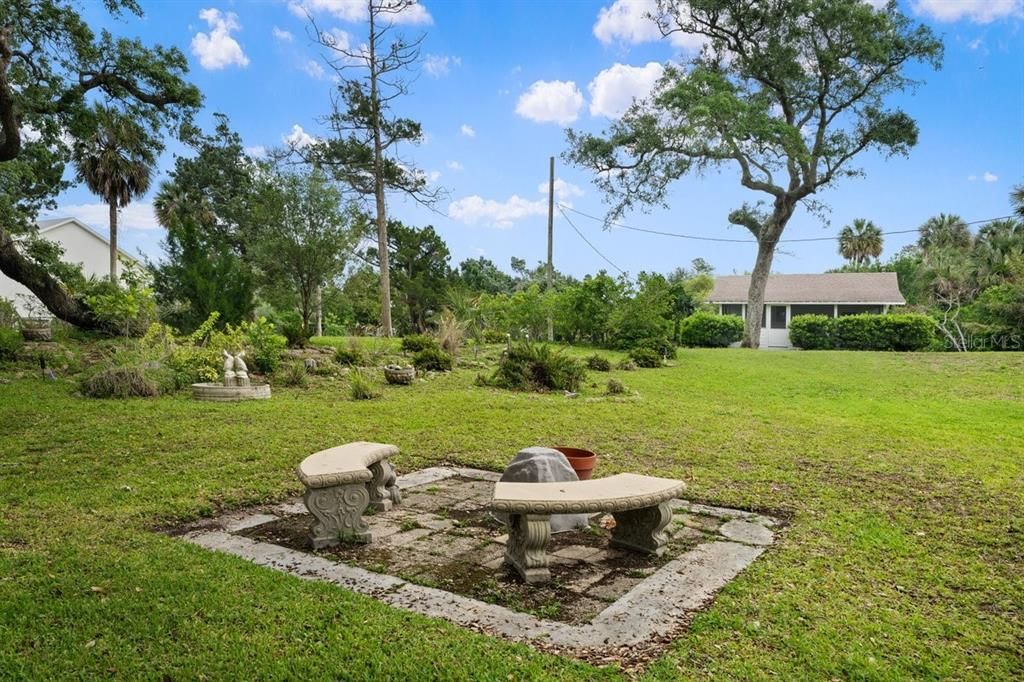 En Venta: $1,399,000 (5 camas, 4 baños, 4948 Pies cuadrados)