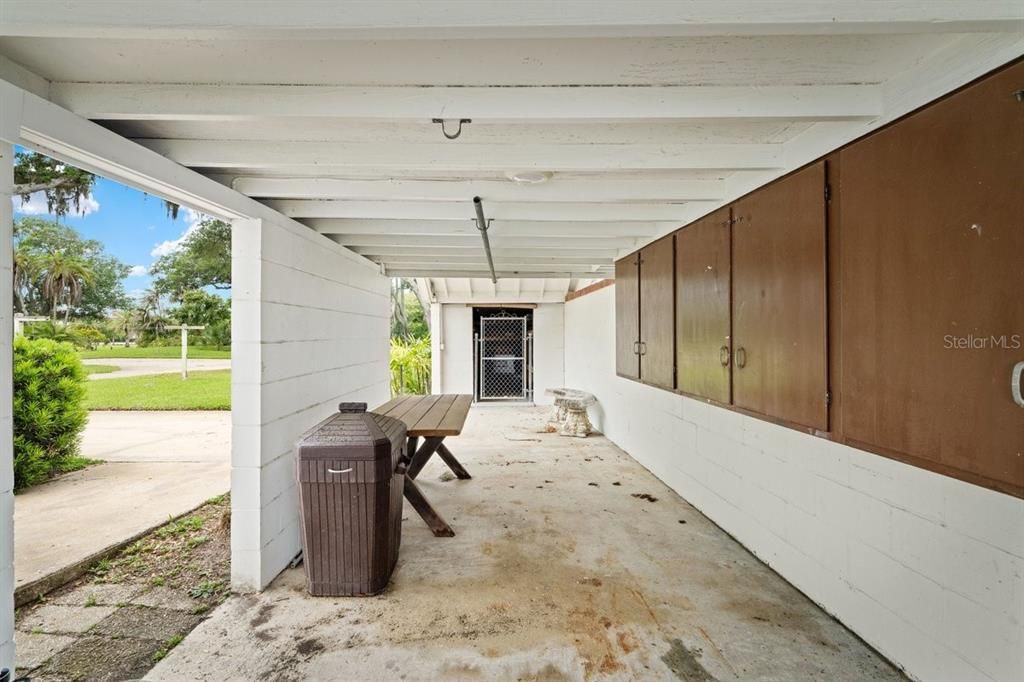 En Venta: $1,399,000 (5 camas, 4 baños, 4948 Pies cuadrados)