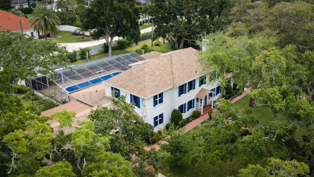 En Venta: $1,399,000 (5 camas, 4 baños, 4948 Pies cuadrados)