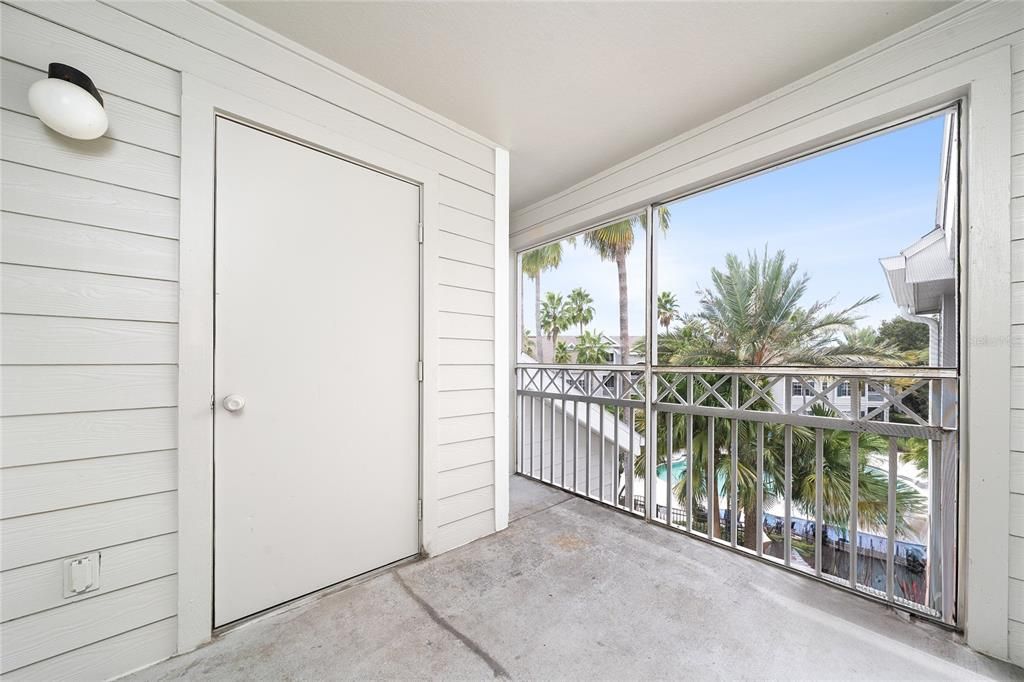 For Sale: $150,000 (1 beds, 1 baths, 650 Square Feet)