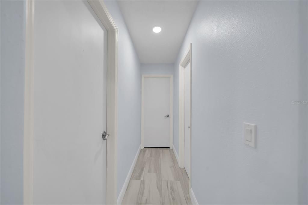 For Sale: $390,000 (3 beds, 2 baths, 1898 Square Feet)