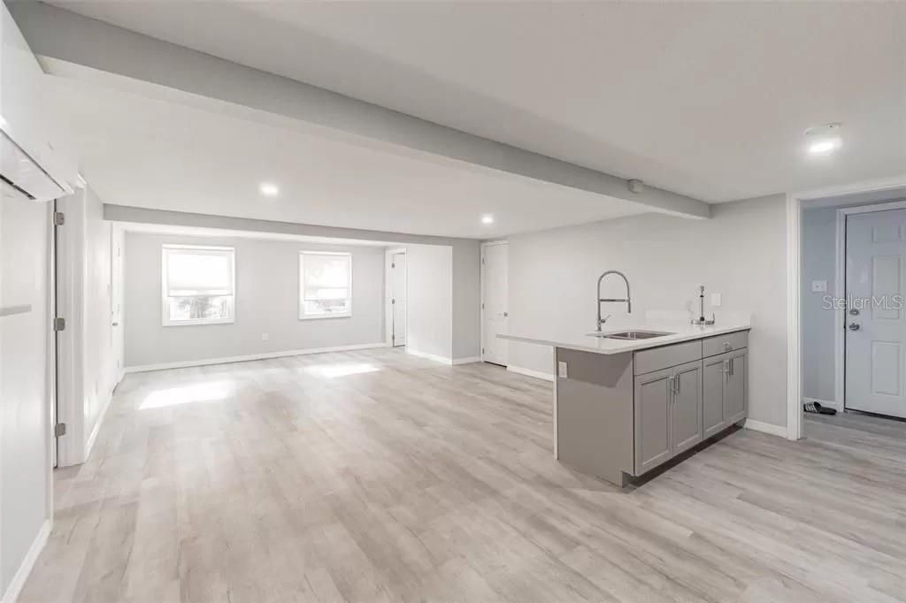 For Sale: $349,500 (4 beds, 0 baths, 1592 Square Feet)
