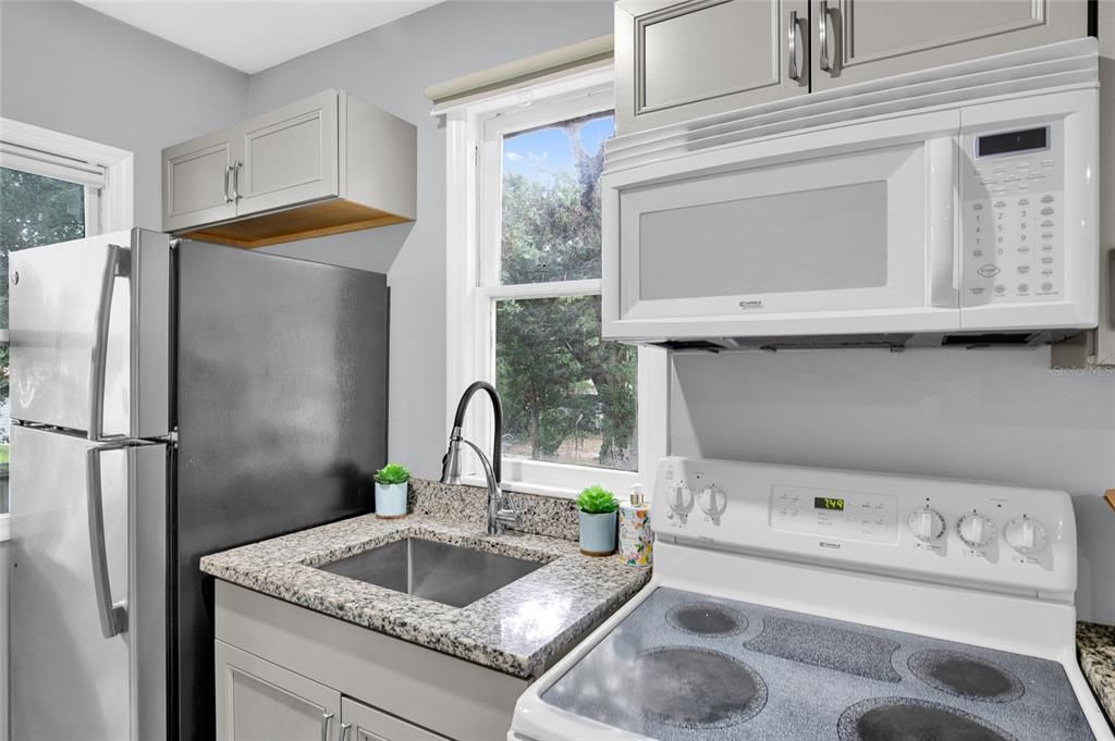 For Sale: $349,500 (4 beds, 0 baths, 1592 Square Feet)