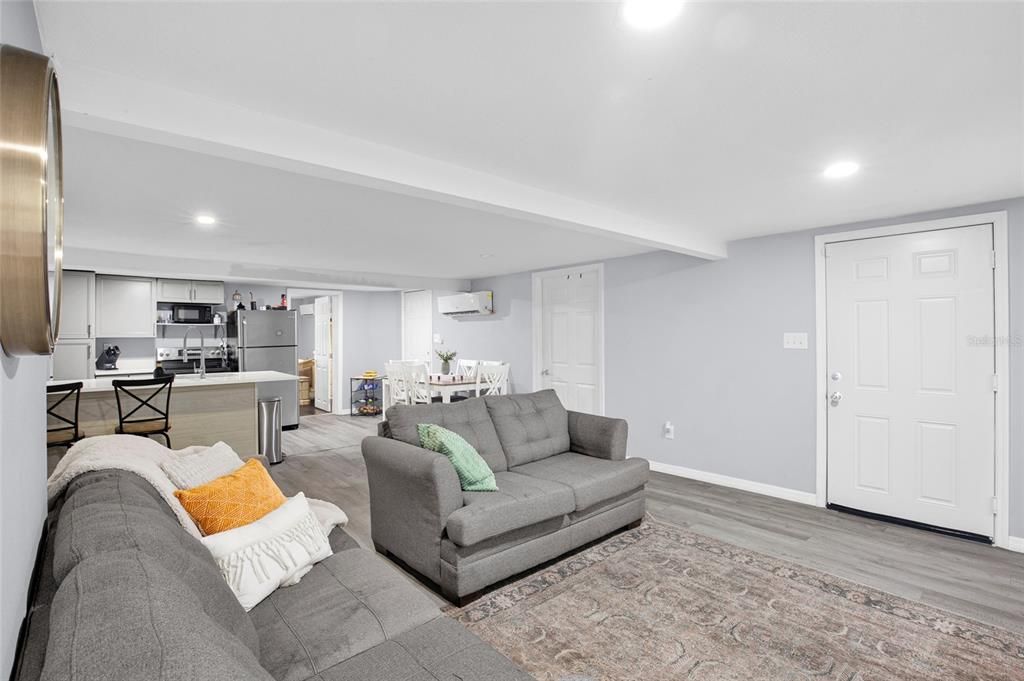 For Sale: $349,500 (4 beds, 0 baths, 1592 Square Feet)