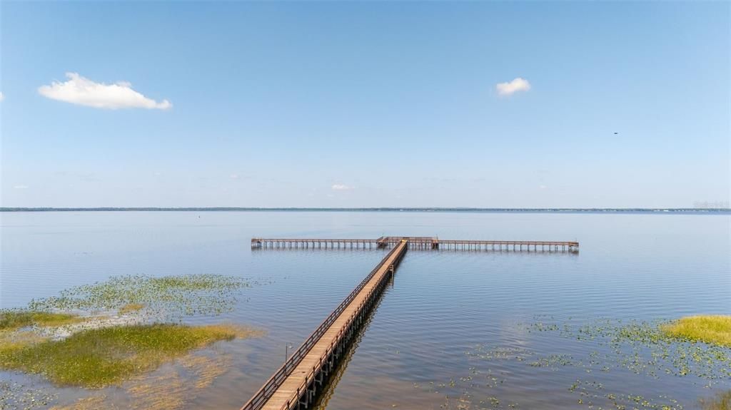На продажу: $329,000 (3 спален, 2 ванн, 1892 Квадратных фут)